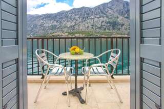 Апартаменты Apartments Rozer Котор Апартаменты с 1 спальней, балконом и видом на море (для 4 взрослых)-5